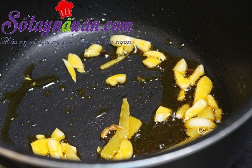 Mề gà xào hành tây