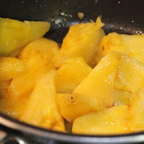 Cách làm mề gà xào thơm