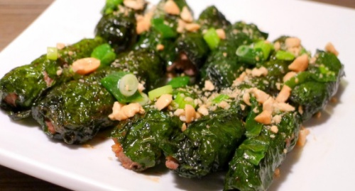 Mê mệt với cơm om sườn mướp đắng lạ miệng