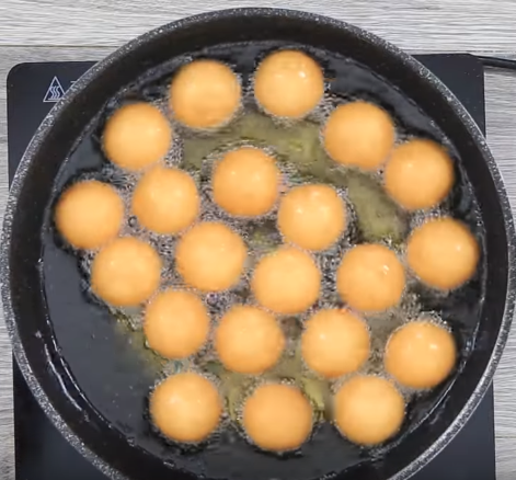 Mê tít món gỏi cóc trộn bò khô chua nhẹ, giòn tan ăn cực đã