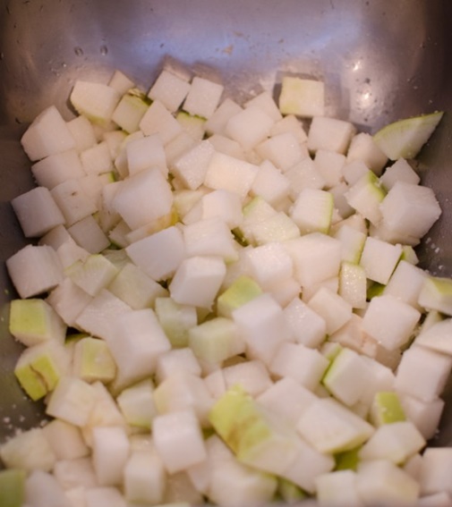 Mẹo chữa tắc tia sữa và bồi bổ cho mẹ sau sinh cực hiệu quả bằng nước đinh lăng