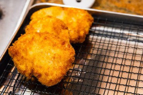 Mẹo làm muối rang đa di năng, bạn đã biết chưa