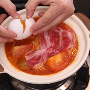 Cách làm mì bò trứng