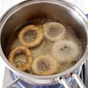 Cách làm mì đen hải sản