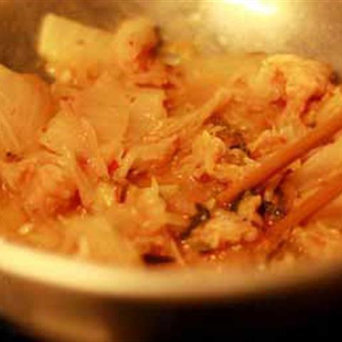 Cách làm mì kim chi