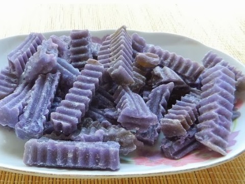 Mì lá dứa sốt ngũ vị hương