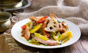 Mì lạnh xào dưa tuyệt ngon và vô cùng hấp dẫn