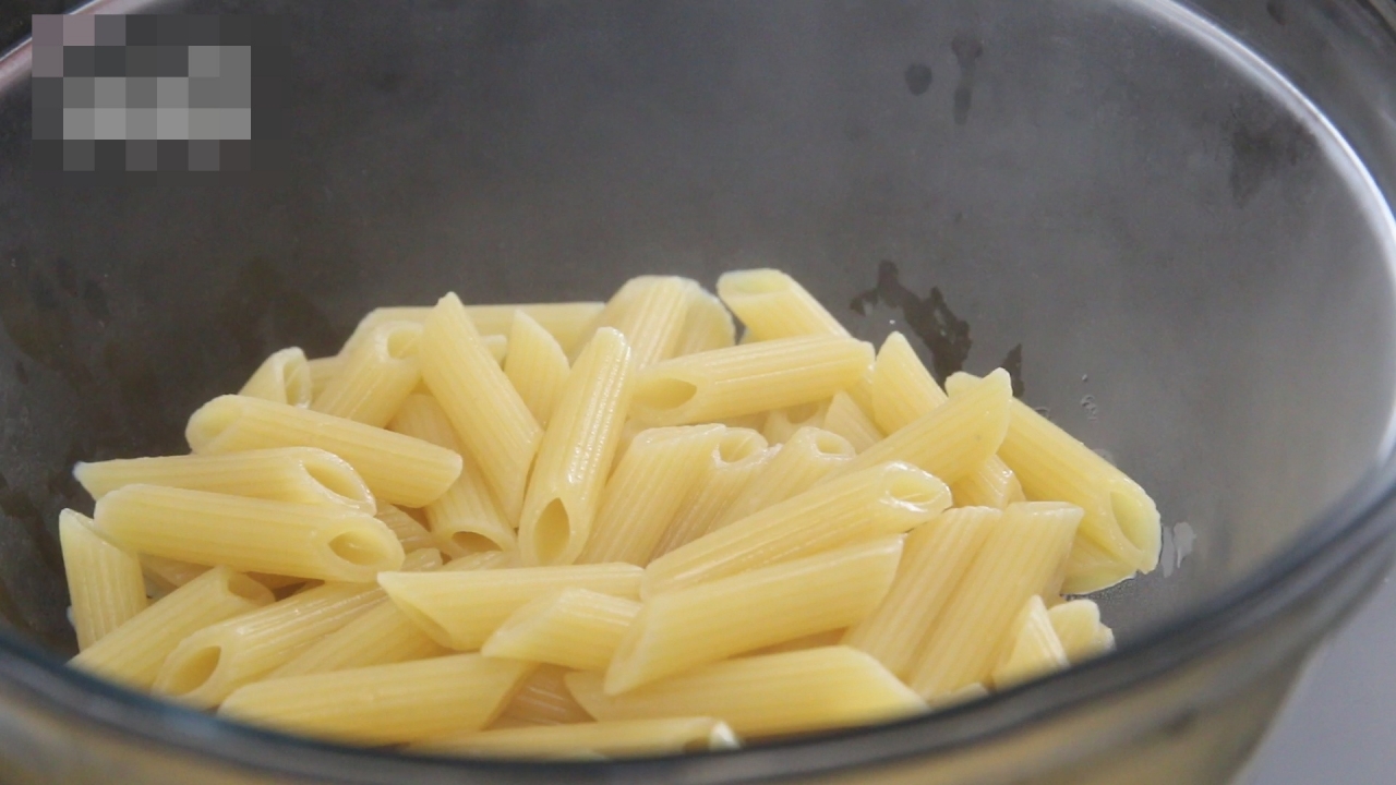 Mì nấm thập cẩm cay cay giòn giòn ăn rồi lại muốn ăn nữa