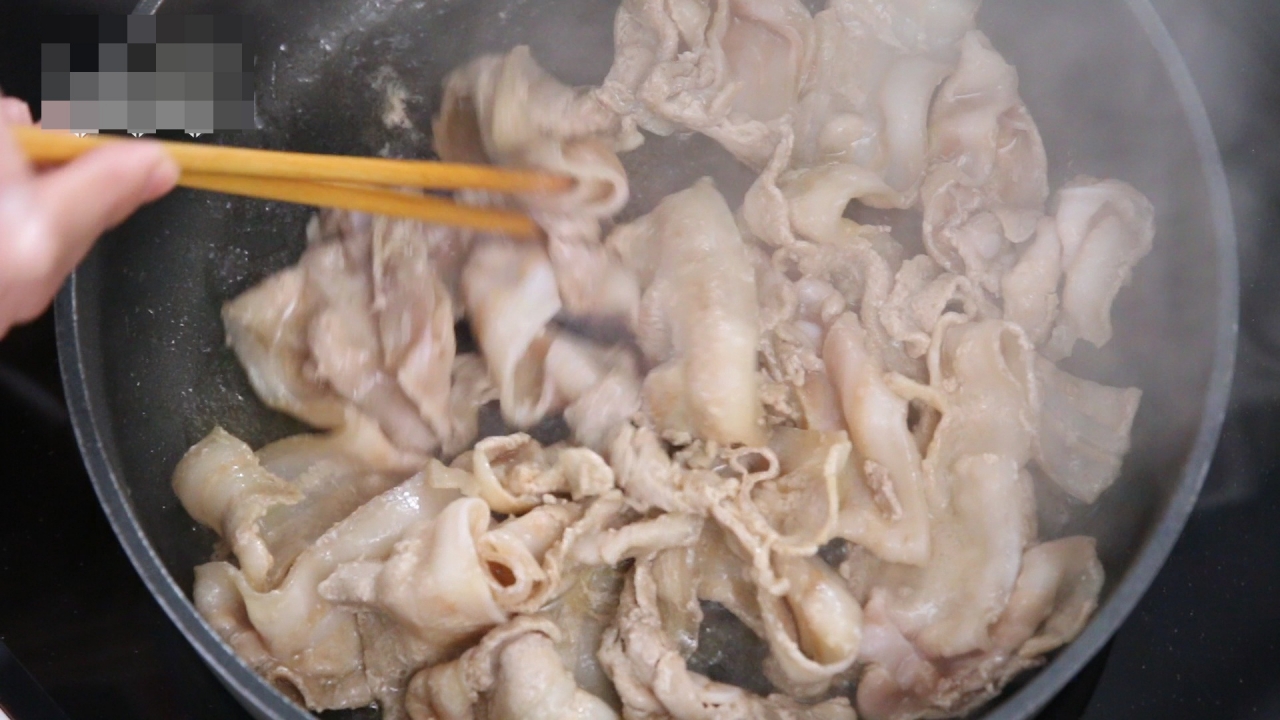 Mì nấm thập cẩm cay cay giòn giòn ăn rồi lại muốn ăn nữa