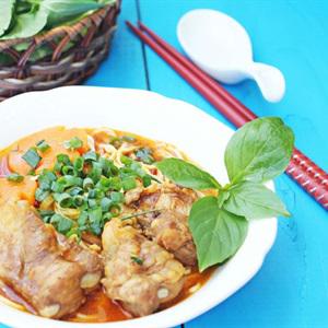 Cách làm mì nấu sườn