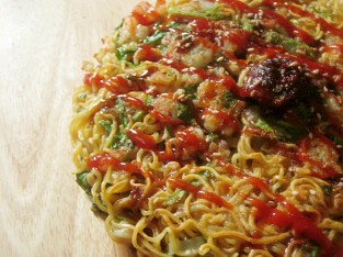 Mì okonomiyaki