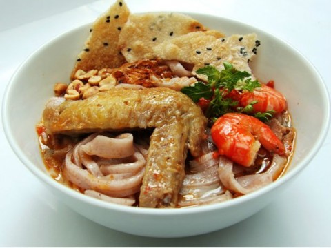 Mì Quảng cánh gà