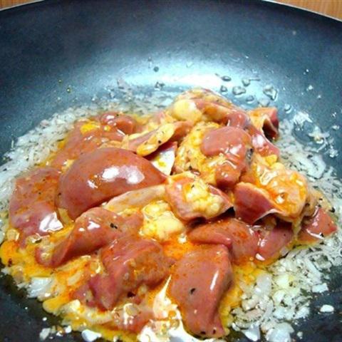 Cách làm mì quảng lòng gà