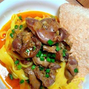 Cách làm mì quảng lòng gà