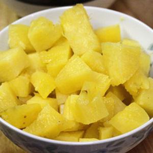 Cách làm mì Quảng thịt ếch