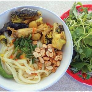 Cách làm mì Quảng thịt ếch