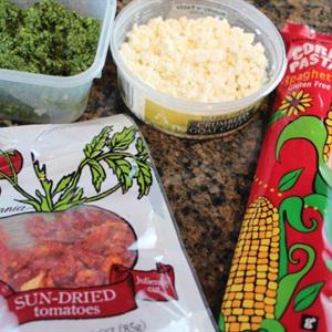 Cách làm mì spaghetti trộn nước sốt cải xoắn