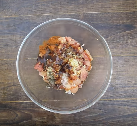 Mì tôm bọc khoai tây chiên mới lạ, giòn tan, ăn thật đã