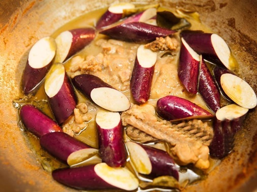 Mì trộn chua cay siêu ngon đốn tim giới trẻ gần xa