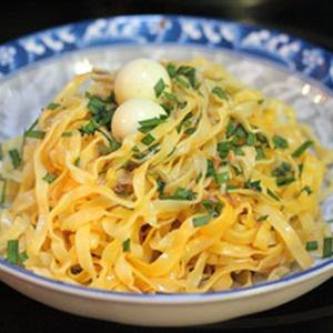 Cách làm mì trộn gà nước tương