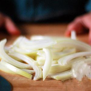 Cách làm mì trộn kim chi