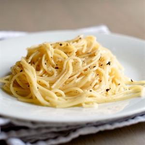 Cách làm mì trộn phô mai