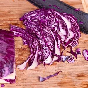 Cách làm mì trộn salad