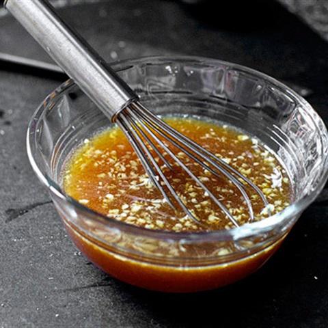 Cách làm mì trộn thịt gà