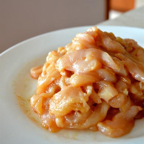 Cách làm mì trứng xào thịt gà