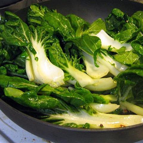 Cách làm mì trứng xào thịt gà