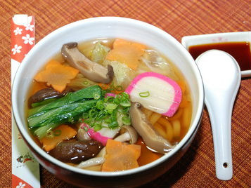 Mì U-Don rau Nhật Bản