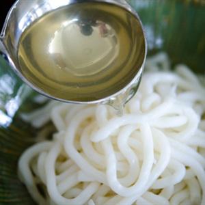 Cách làm mì udon kim chi