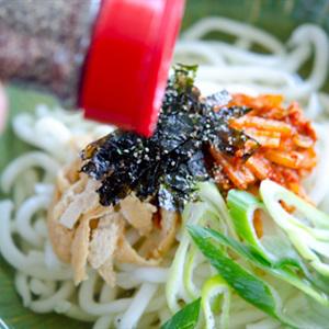 Cách làm mì udon kim chi