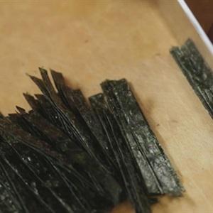 Cách làm mì udon nấu tôm