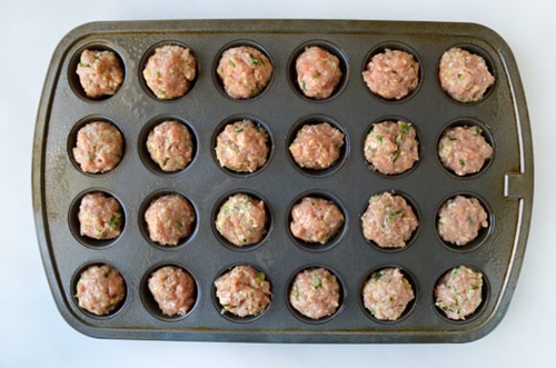 Mì viên sốt cà chua cả nhà khen ngon