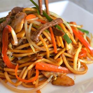 Cách làm mì xào bò