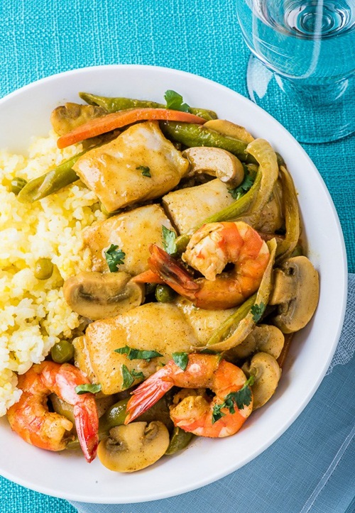 Mì xào cải bò thơm lừng cho bữa sáng đầy năng lượng