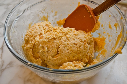 Mì xào chả tôm mềm xốp, thơm béo