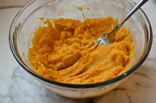 Mì xào chả tôm mềm xốp, thơm béo