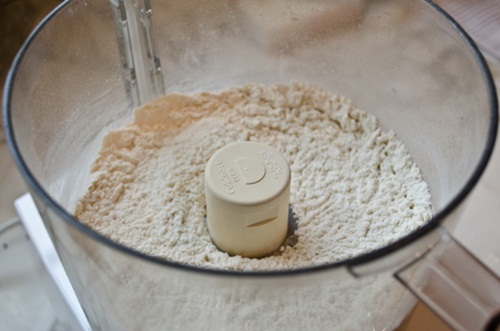 Mì xào chả tôm mềm xốp, thơm béo