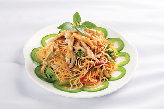 Mì xào gà chua cay