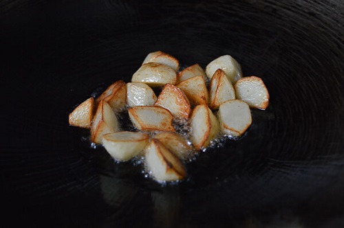 Mì xào giòn thơm nức mũi, ăn đã miệng đổi gió ngày đầu tuần