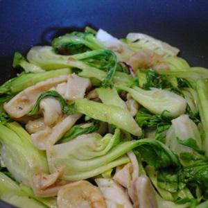 Cách làm mì xào giòn tôm rau