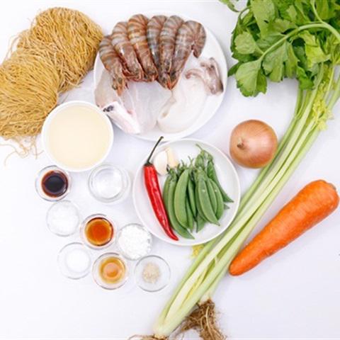 Cách làm mì xào hải sản