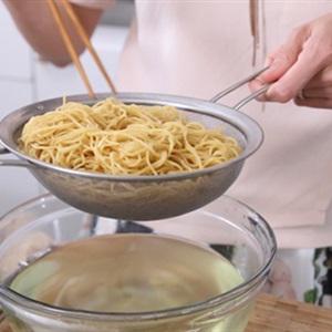 Cách làm mì xào hải sản