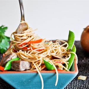 Cách làm mì xào thịt bò