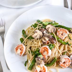 Cách làm mì xào tôm nấm