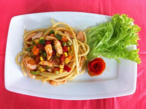 Mì Ý cá hồi ngũ sắc