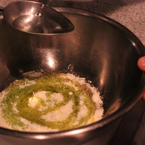 Cách làm mì Ý đậu que khoai tây