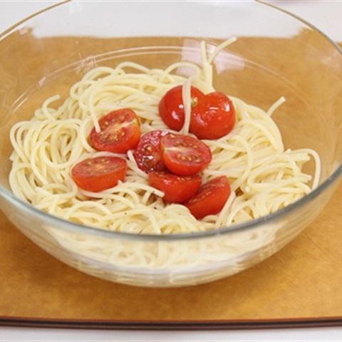 Cách làm mì Ý sốt húng quế